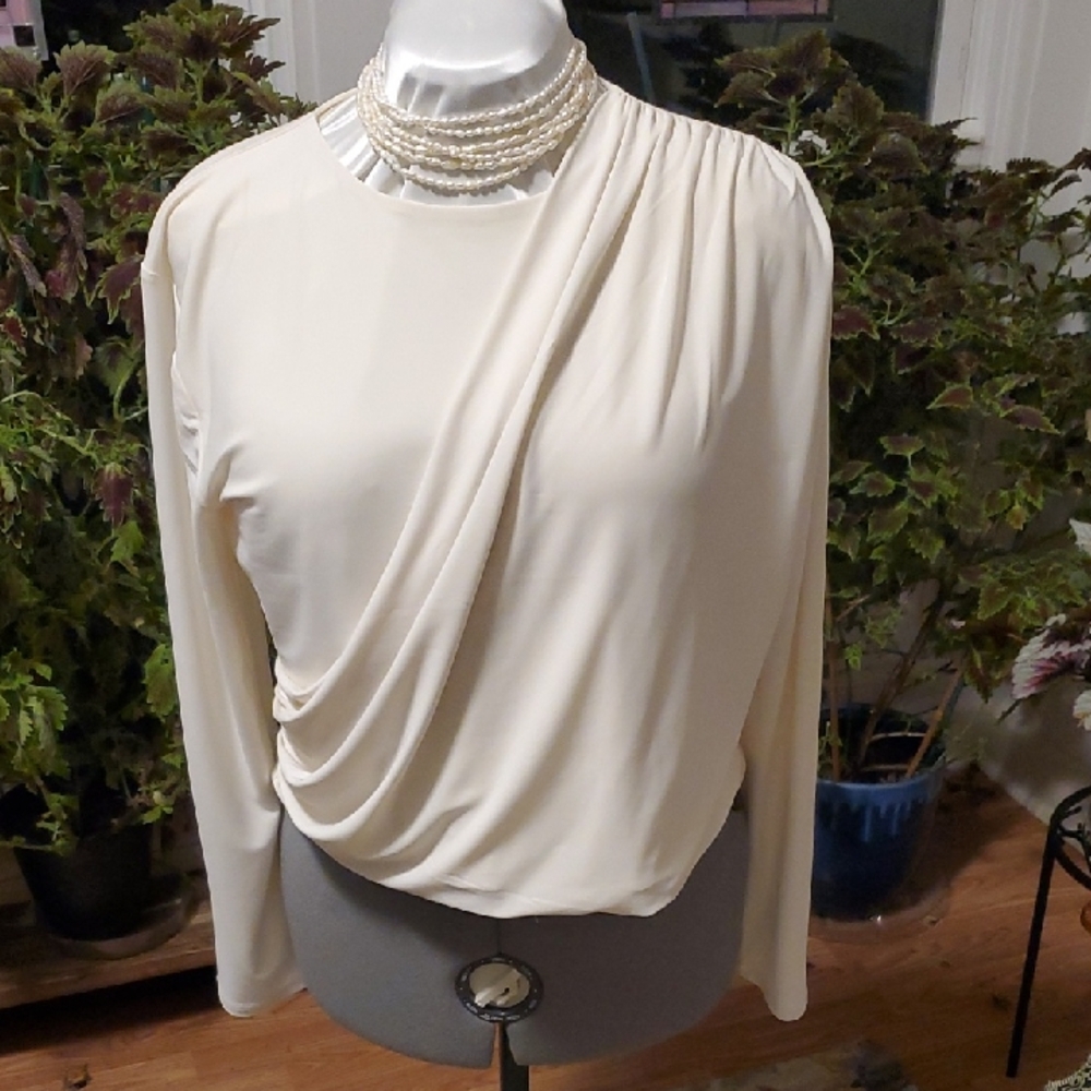 CURATED BY RUA'H KIBRIYA: Express XL Off-White Long-Sleeved Pull-On Blouse EUC